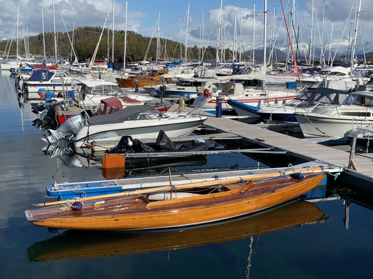 Glama Real Sailing Boat 26ft