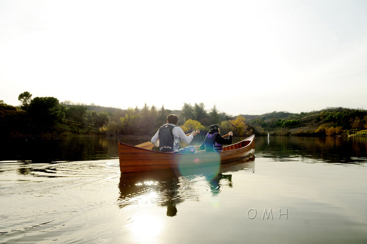 Wooden Canoe with Ribs 16
