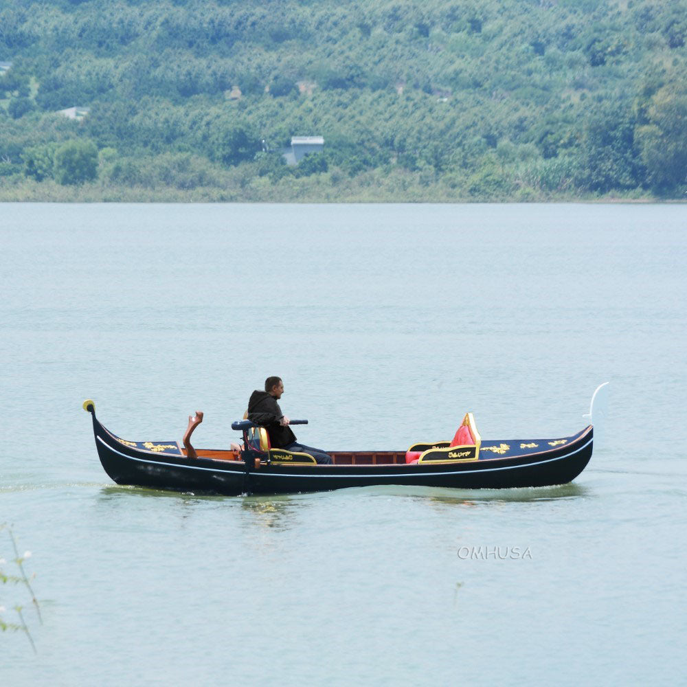 Venetian Gondola 15ft Wooden Boat