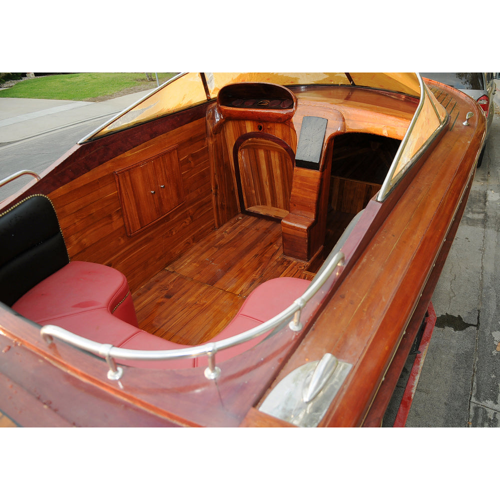 Speedboat V6 inspired by Rivarama Runabout