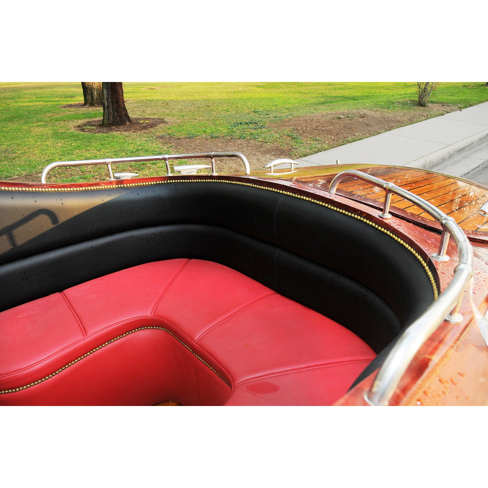 Speedboat V6 inspired by Rivarama Runabout