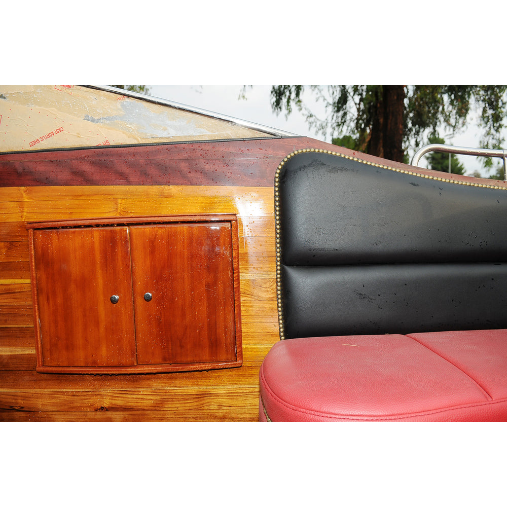 Speedboat V6 inspired by Rivarama Runabout