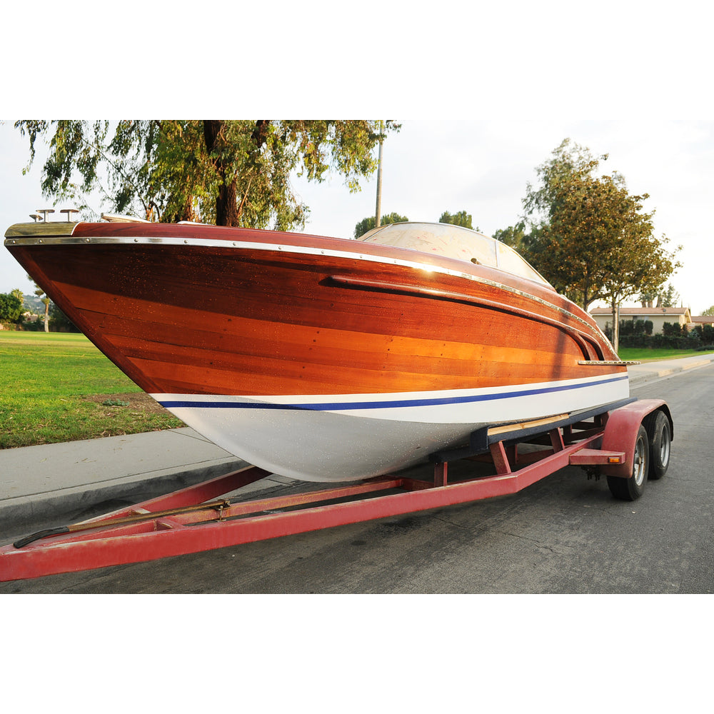 Speedboat V6 inspired by Rivarama Runabout