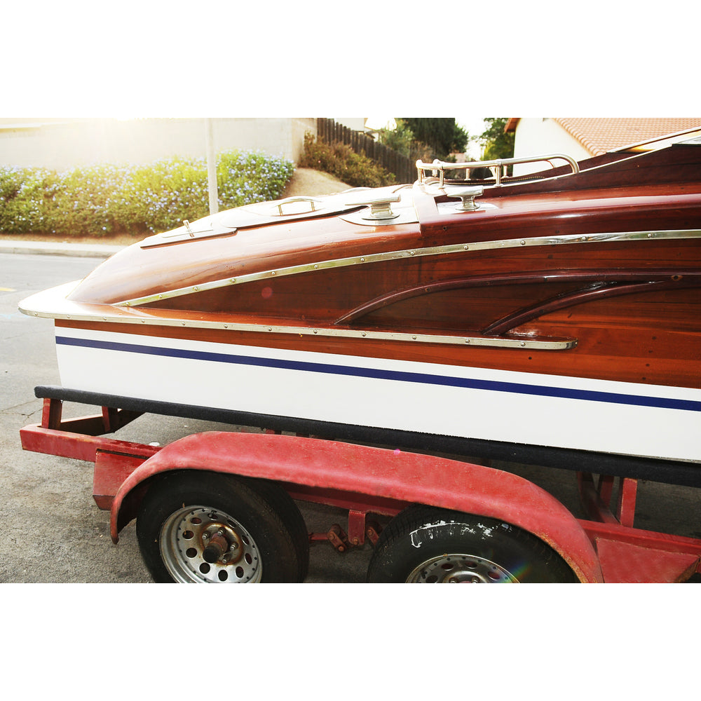 Speedboat V6 inspired by Rivarama Runabout