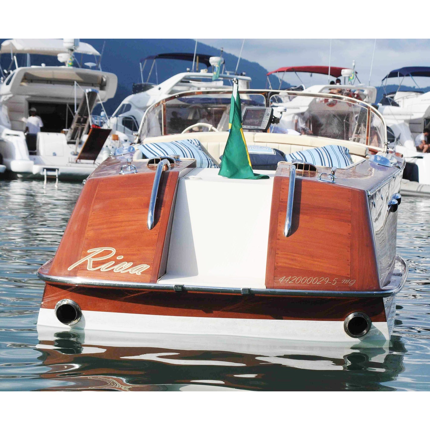 Riva V1 Aquarama Replica - 27ft