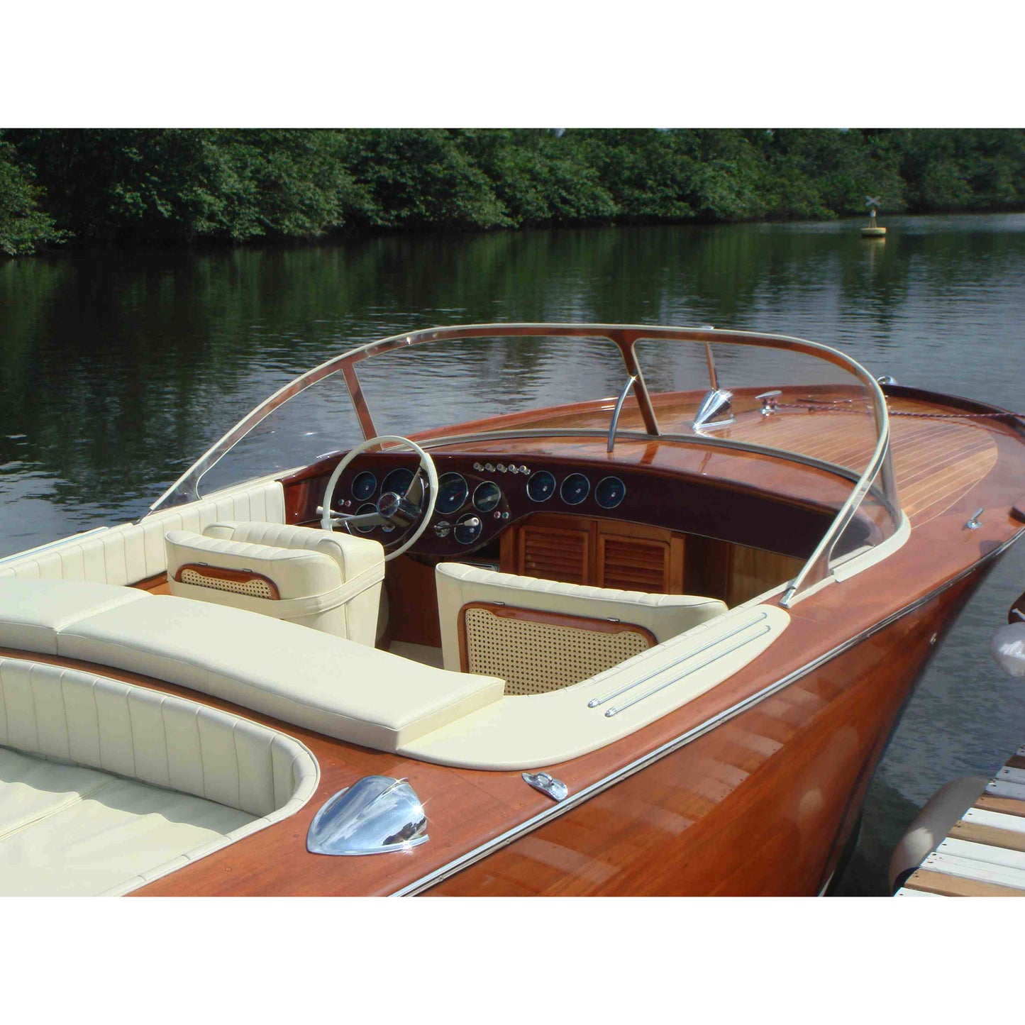 Riva V1 Aquarama Replica - 27ft